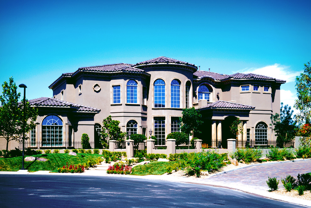 Was Kostet Ein Haus In Los Angeles Omega Exteriors - Modern - Häuser - Los Angeles - von Omega Products