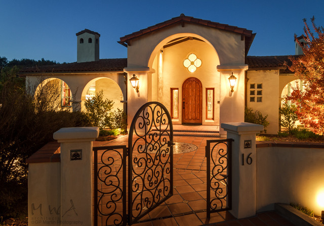 Orinda Residence - Casa California - Mediterráneo - Fachada - San Francisco  - de MWA, Inc. | Houzz