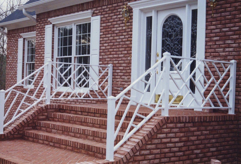 Our work Traditional Exterior Birmingham by Allen Iron Works