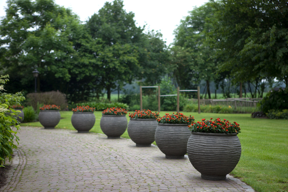 Outdoor Furniture for Commercial, Contract/Hospitality Spaces