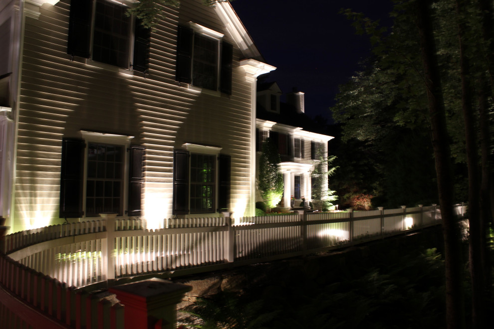 Outdoor Lighting creates direction in the dark Traditional Exterior