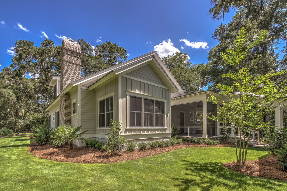 Photo of a farmhouse house exterior in Charleston.