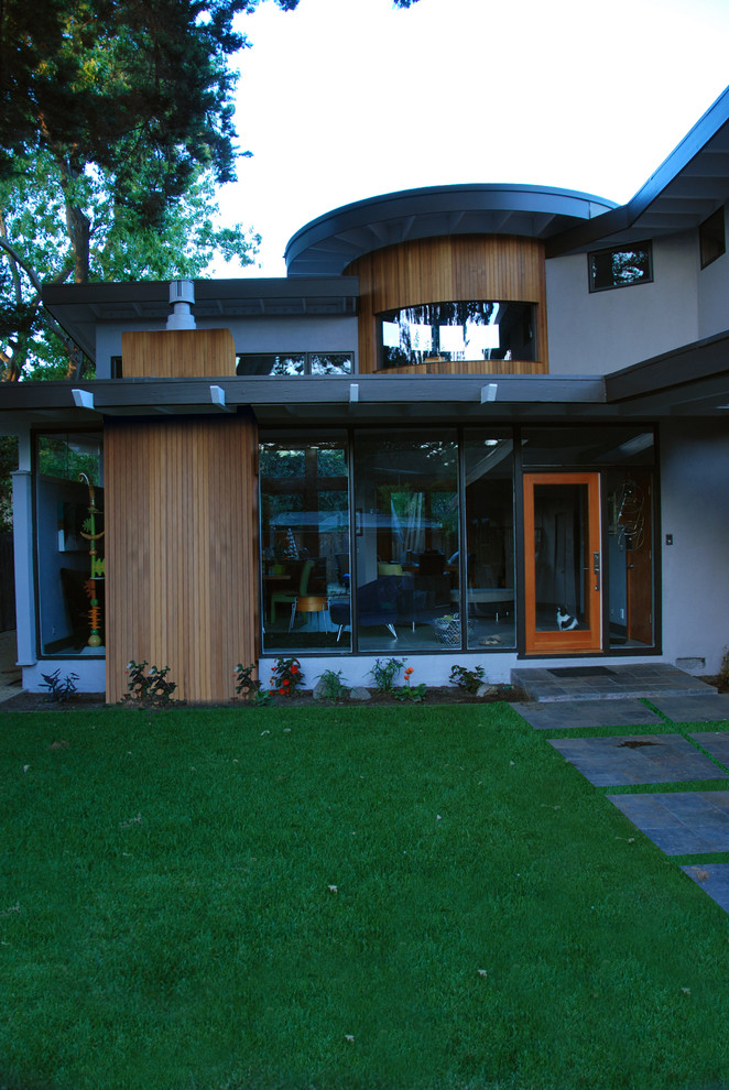 This is an example of a modern house exterior in San Francisco.