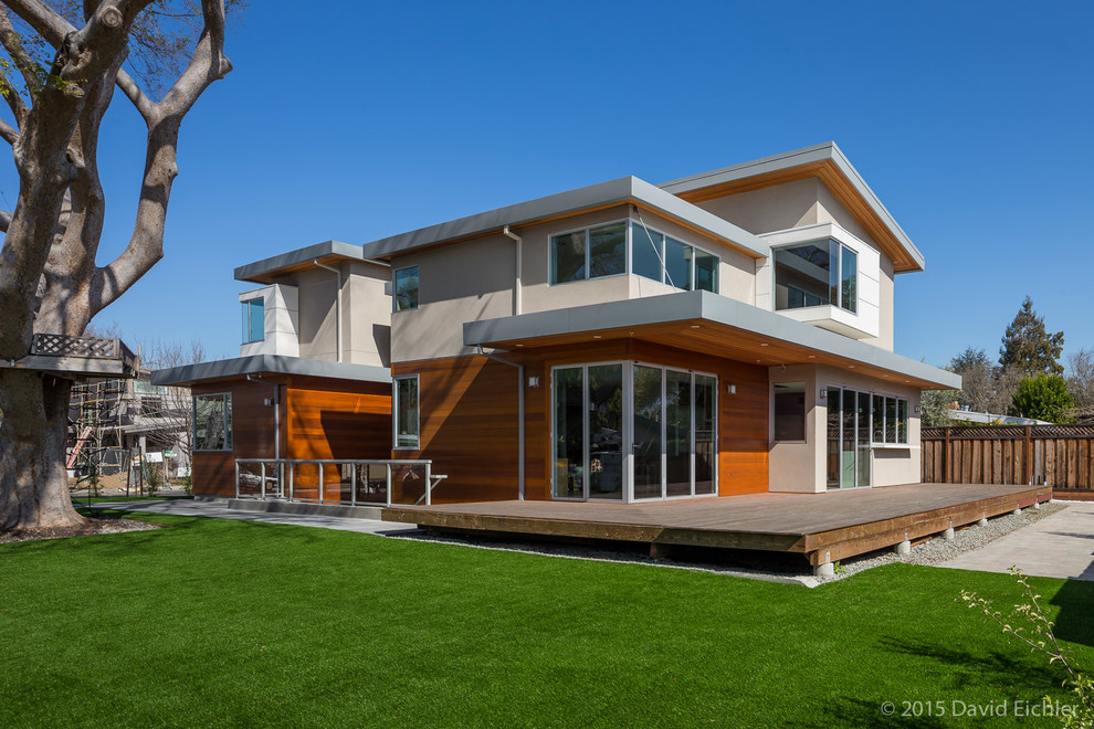 Zweistöckiges Modernes Haus mit Mix-Fassade in San Francisco