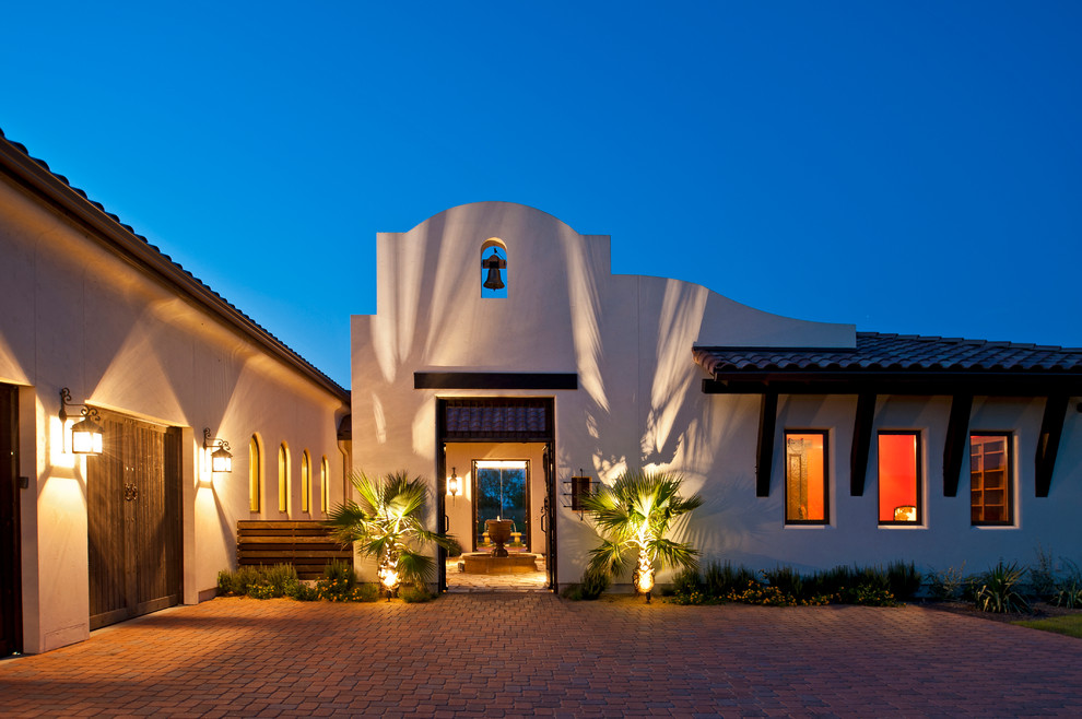 Example of a southwest exterior home design in Austin