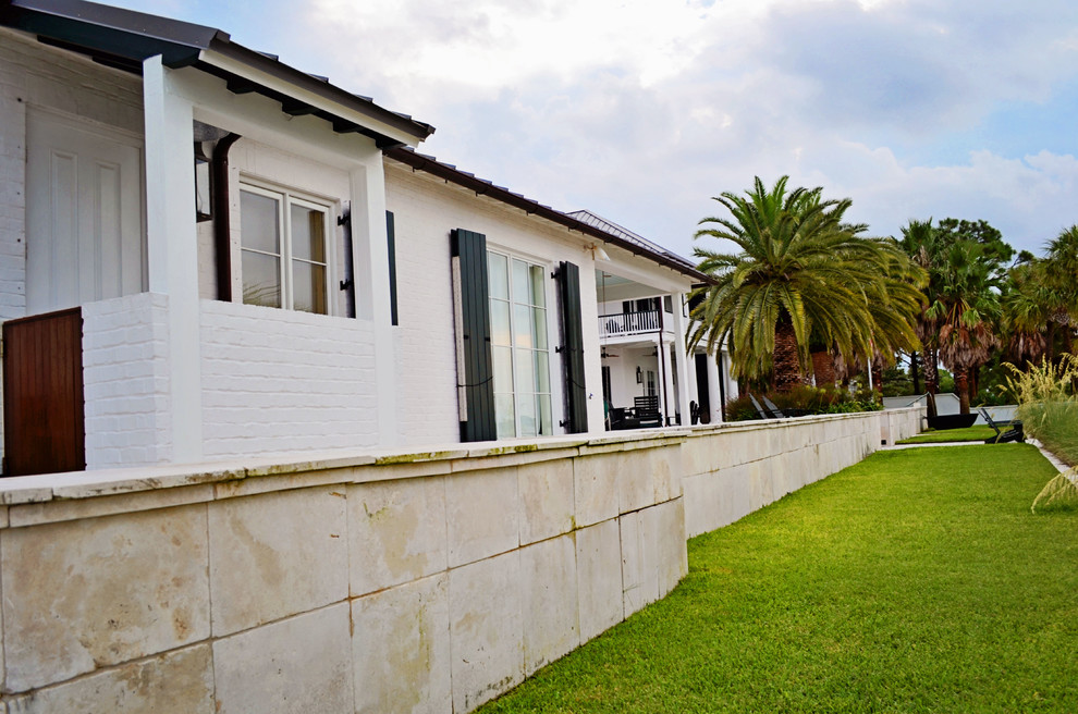 Example of a classic exterior home design in Miami