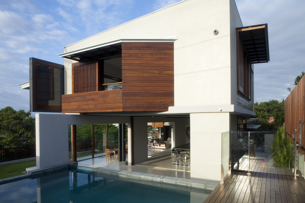Contemporary exterior home idea in Brisbane