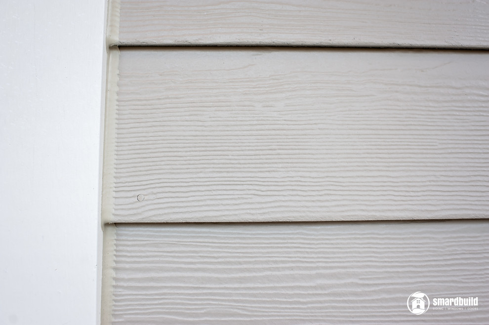 Pearl Gray James Hardie siding 6'' exp. Cedarmill Finish