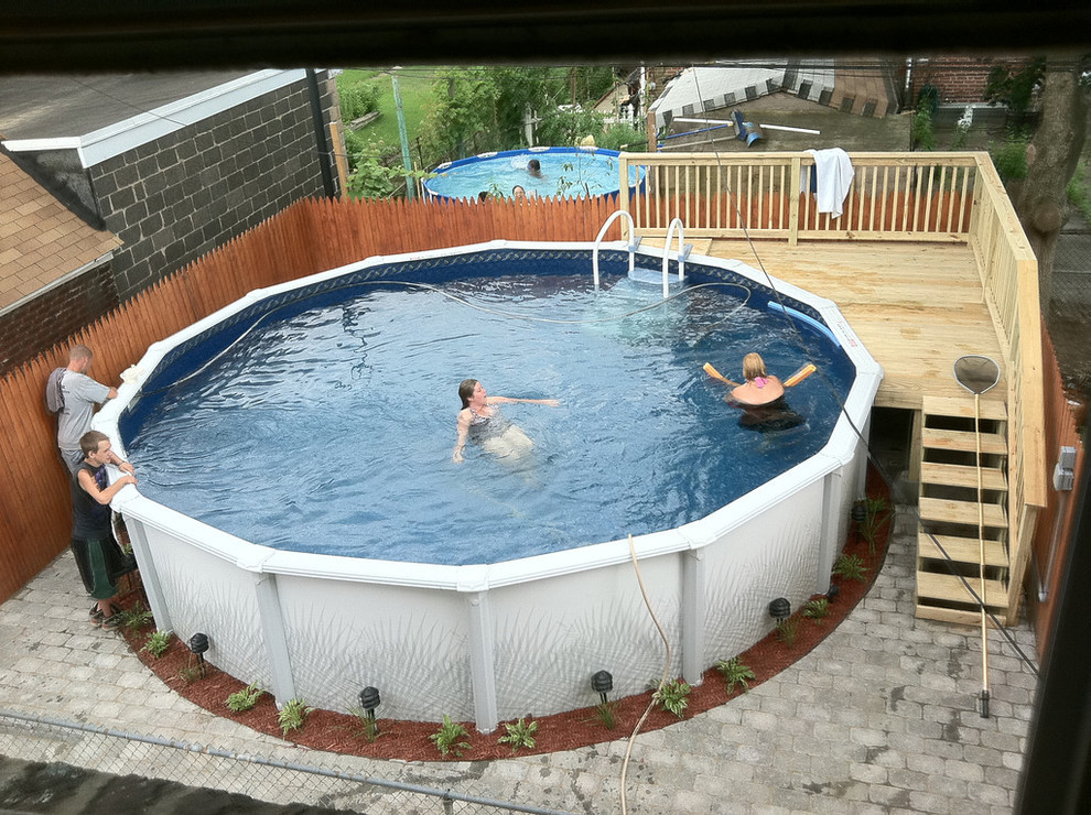 Philadelphia PA 21' Round above ground package. Traditional