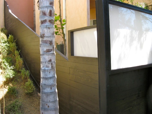 Santa Monica Wood Fence, Custom Fences, Modern, Artistic — Harwell