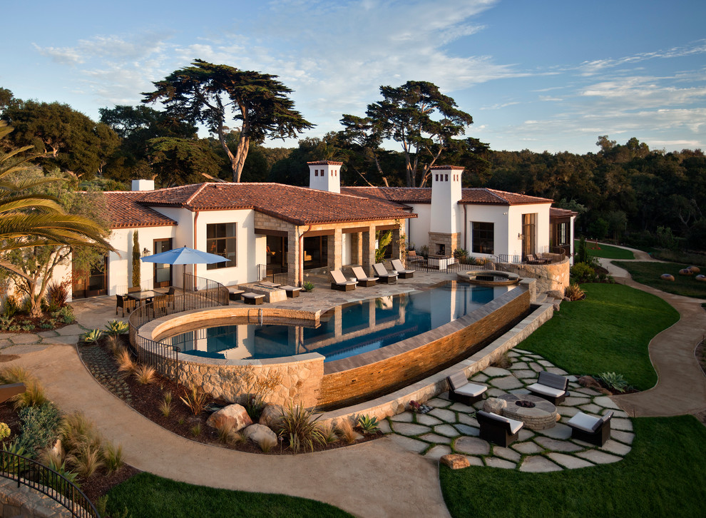 Mediterranean one-story exterior home idea in Santa Barbara