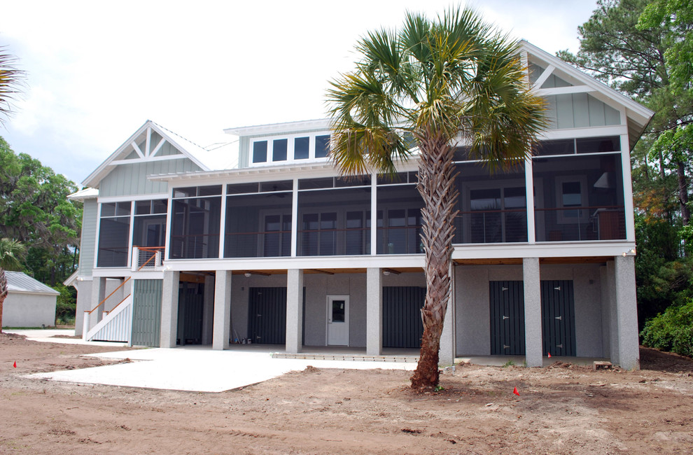Example of an island style exterior home design in Charleston