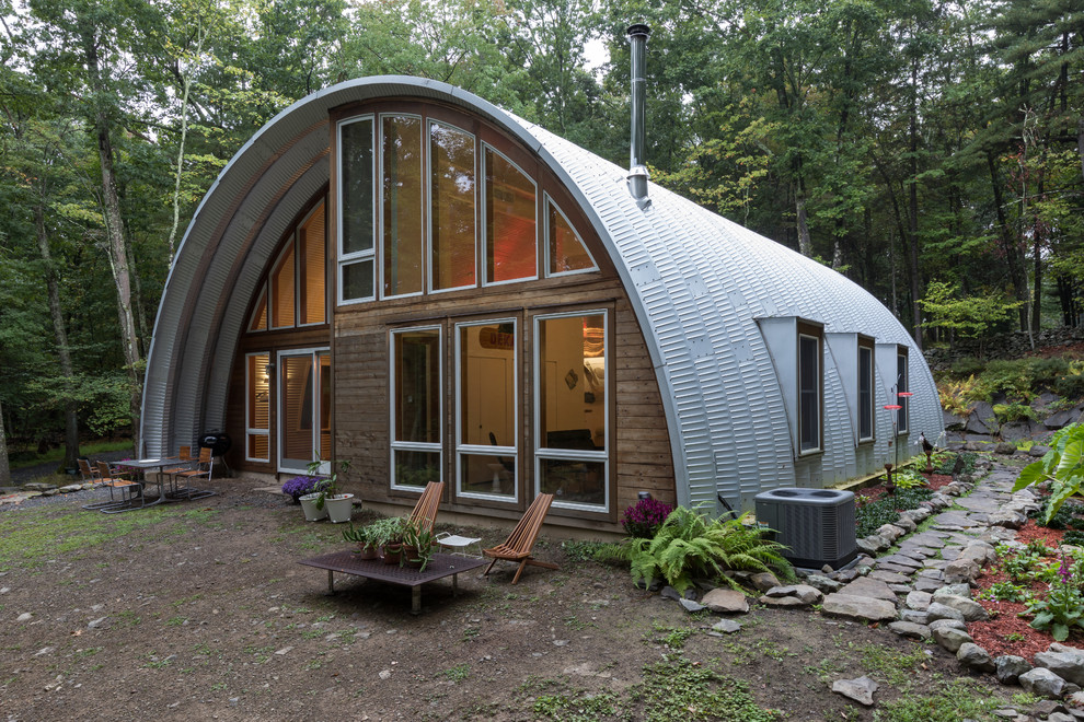 Quonset Hut Homes Pros & Cons: Is It Right For Your Home Plans?