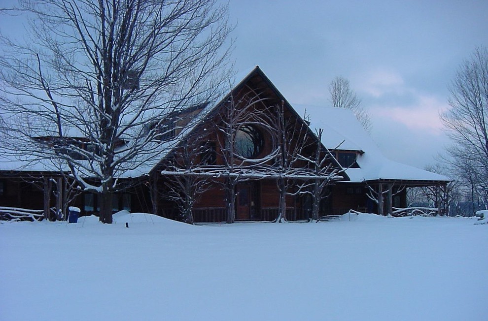 Quaker Valley Farm Farmhouse Exterior New York by SBE Builders