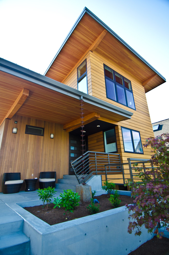 Trendy exterior home photo in Seattle