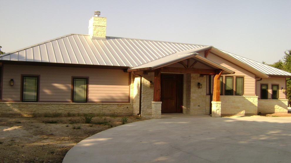 Rainbow Acres House Traditional Exterior Austin by Stearns