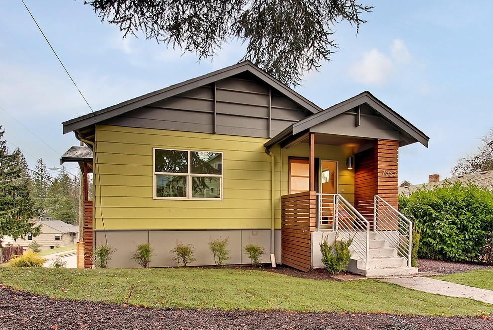 Photo of a small contemporary bungalow house exterior in Seattle.