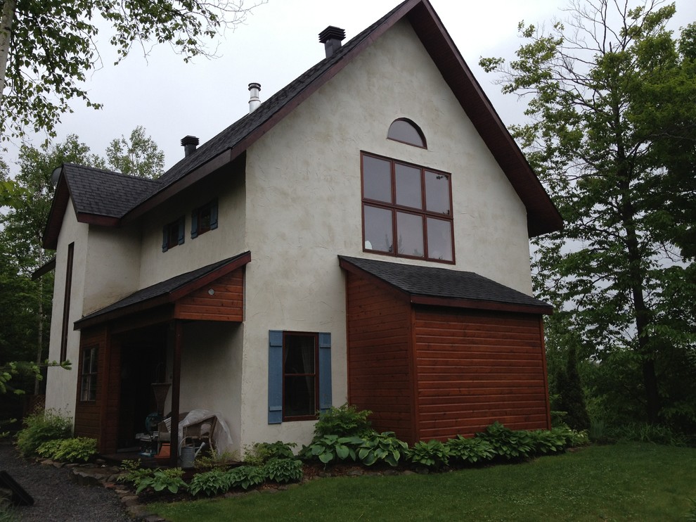 Exterior home photo in Montreal