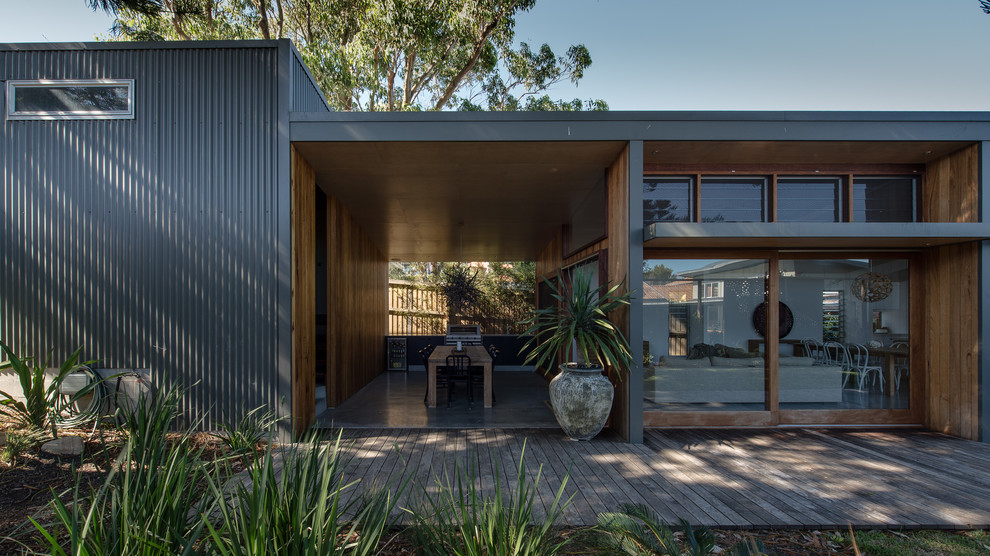 Trendy exterior home photo in Newcastle - Maitland
