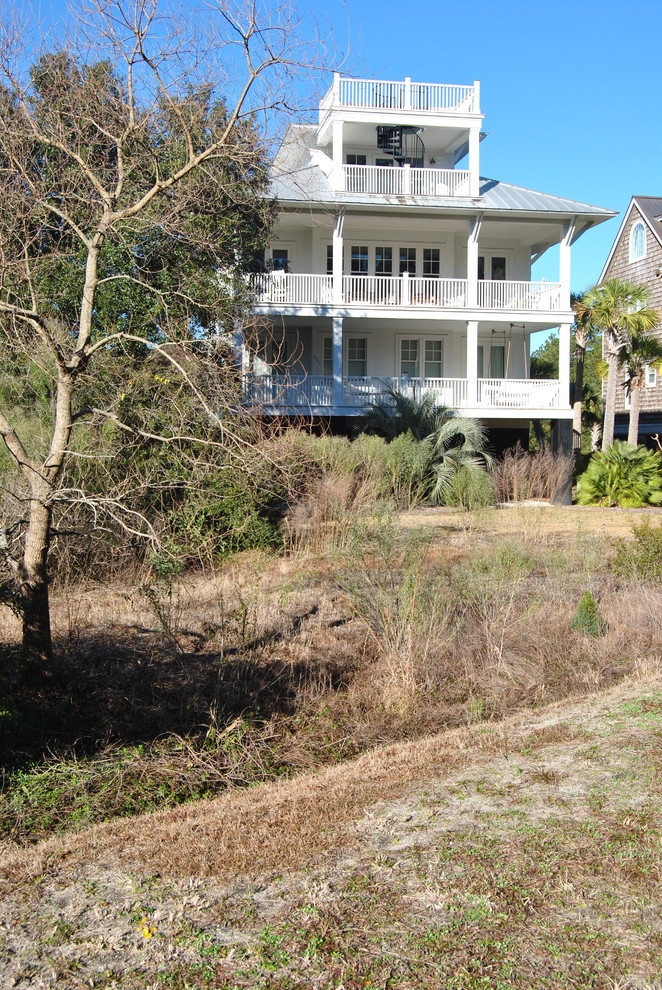 Residences in DeBordieu Colony, SC Beach Style Exterior