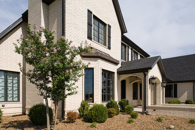 Residential Cl sico Fachada Dallas De Acme Brick Company Houzz