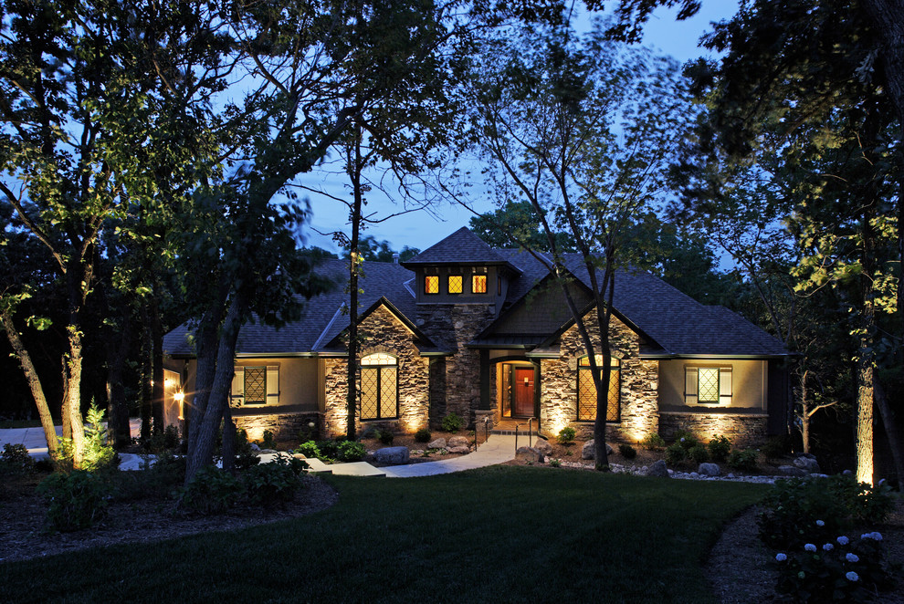 Inspiration for a traditional house exterior in Omaha.