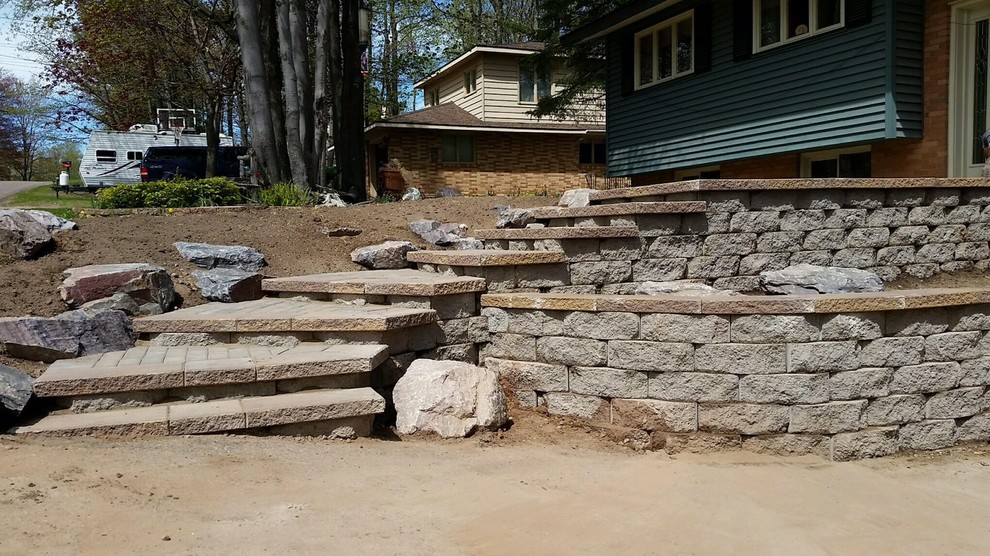 Retaining Wall Rockwood Block Modern Exterior Other by Fraco
