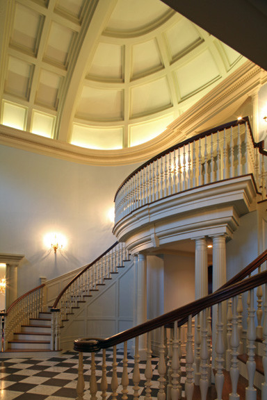 Photo of a traditional staircase in Charleston.