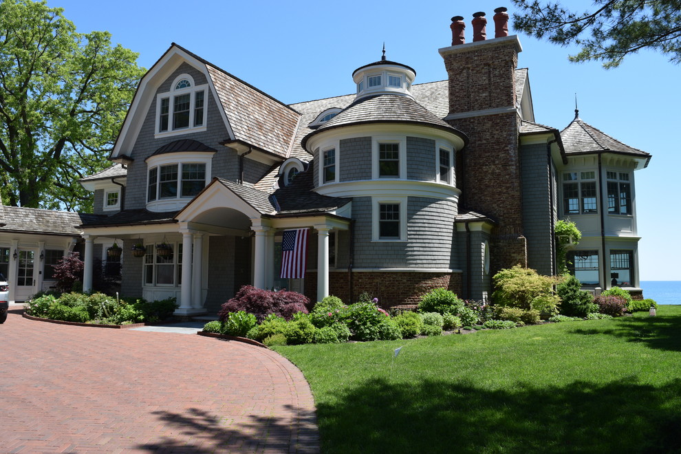 Roofing, Siding, Gutters and Masonry Wilmette House Exterior