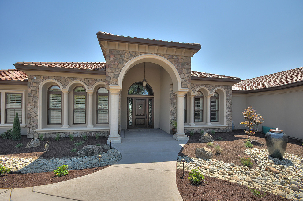 Entry Méditerranéen Façade Autres périmètres par Gold Country