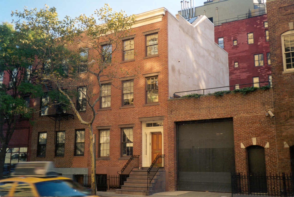 Inspiration for a classic house exterior in New York.