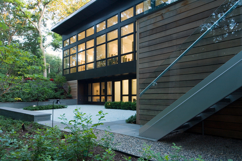 This is an example of a contemporary house exterior in Detroit.