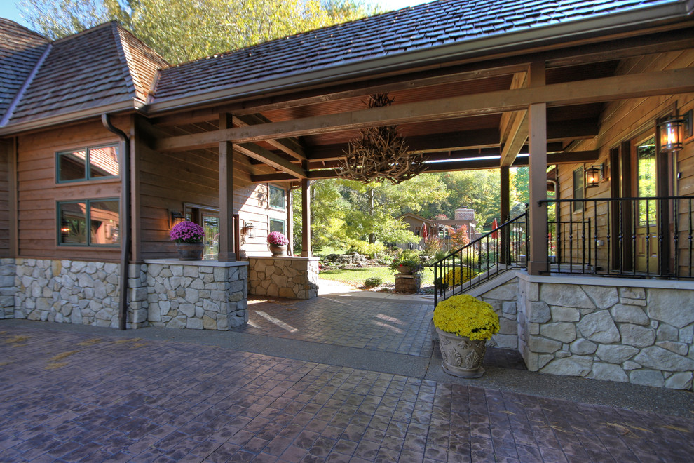 Rustic Garage Addition Breezeway Exterior St Louis By Adrienne Nienkamp Houzz Rustic Garage Addition Breezeway, What Is A Breezeway Garage