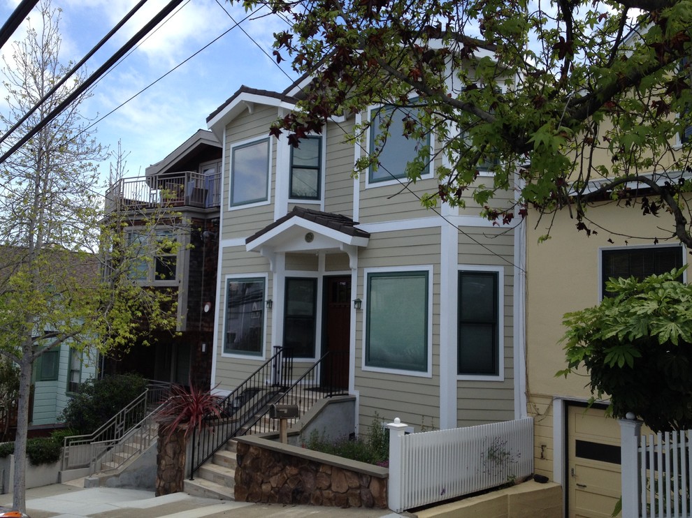 サンフランシスコにある高級なコンテンポラリースタイルのおしゃれな家の外観の写真