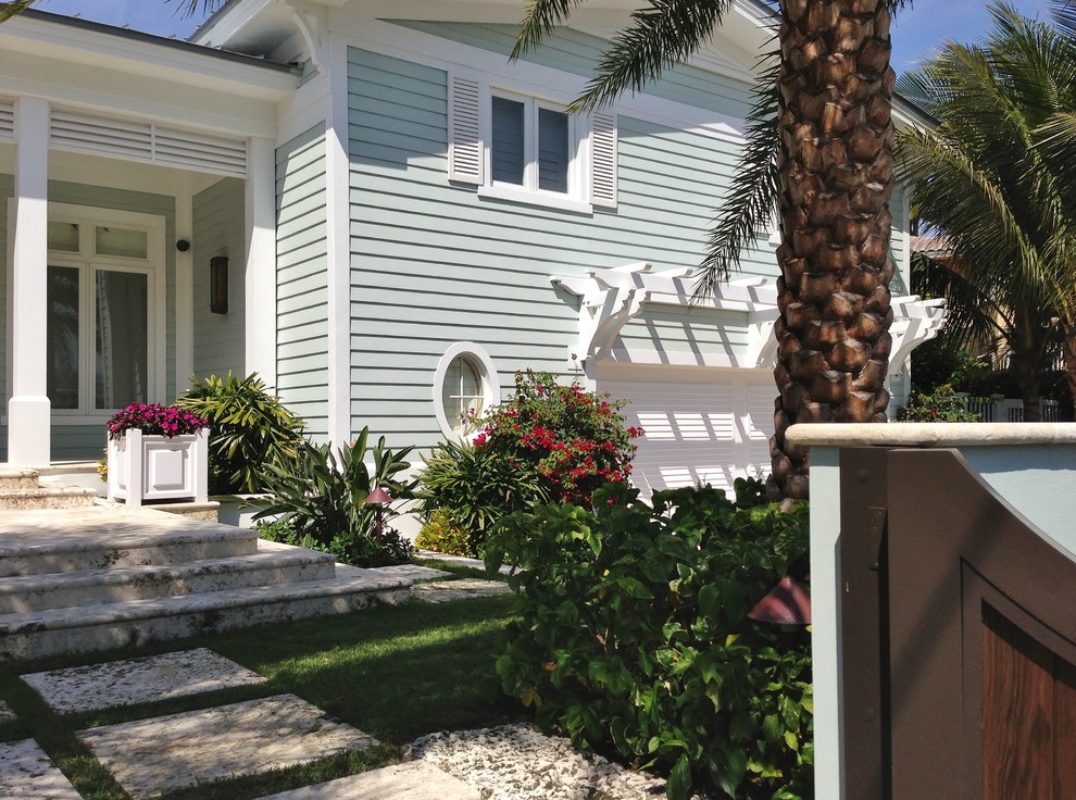 This is an example of a classic house exterior in Miami.