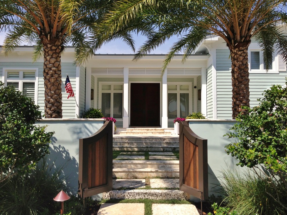 Inspiration for a classic house exterior in Miami.