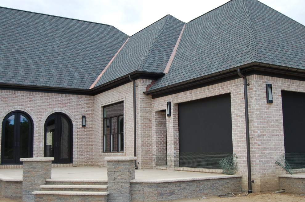 Seamless Aluminum Half Round Gutters in Dark Bronze Traditional