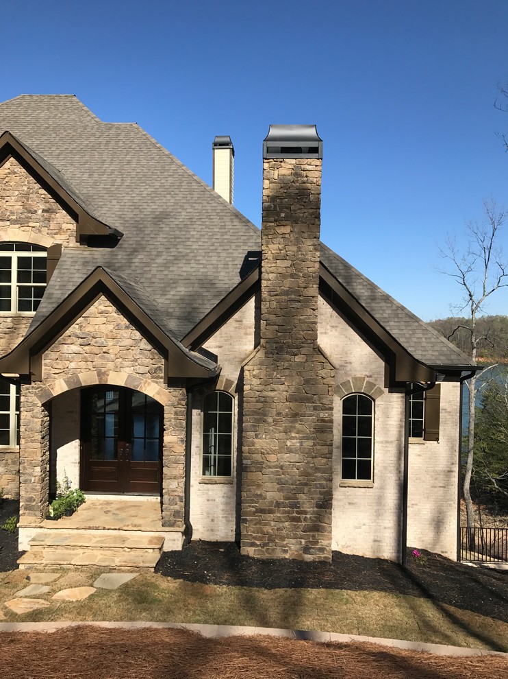 Mountain style exterior home photo in Atlanta