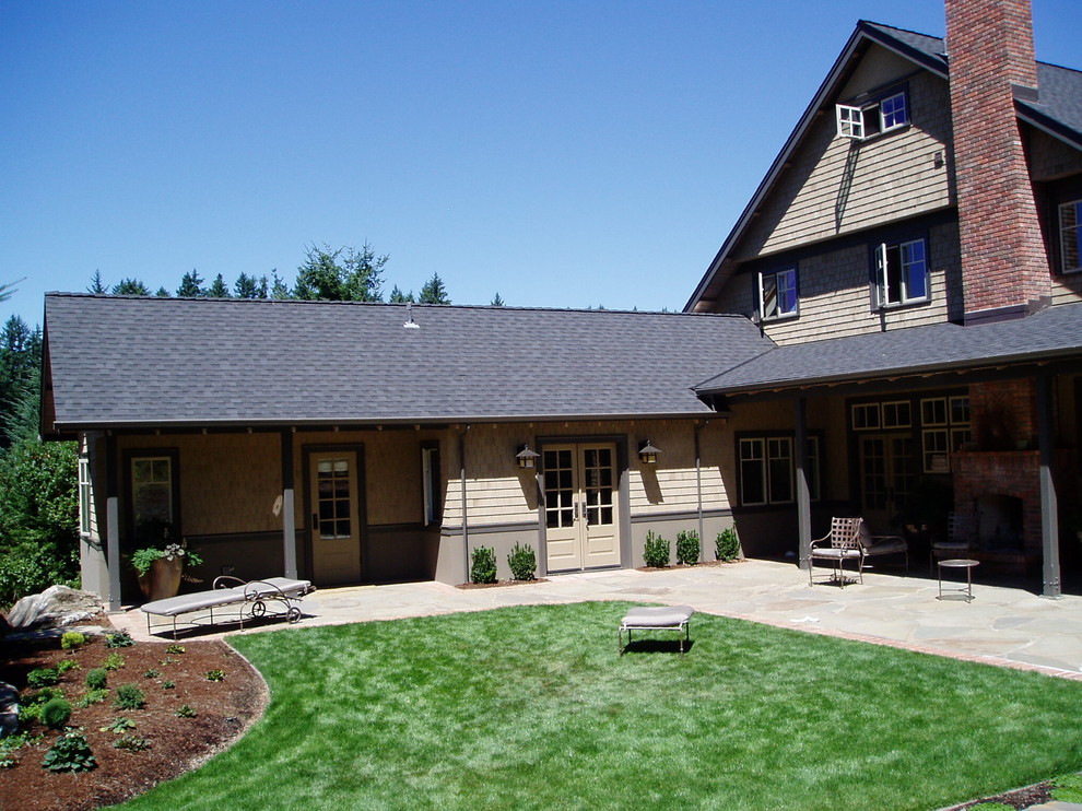 ShingleStyle Bungalow in Corvallis, Oregon Traditional Exterior