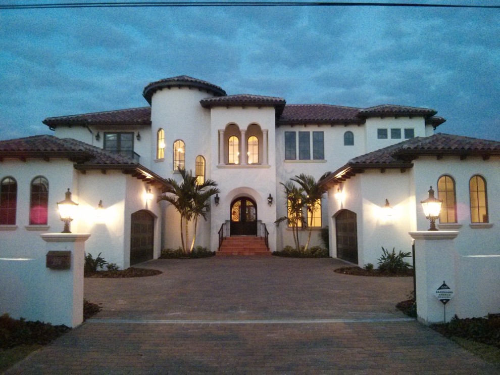 Snell Isle Mansion Mediterranean House Exterior Tampa by Wiez
