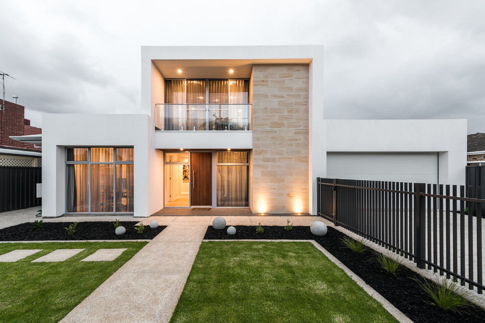 Einstöckiges Modernes Einfamilienhaus mit Putzfassade, weißer Fassadenfarbe und Flachdach in Adelaide