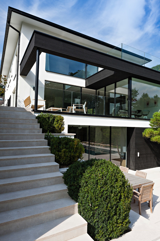 Sophisticated Design Contemporáneo Fachada Orlando de Stone