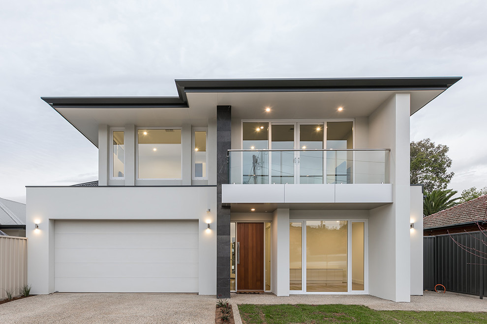 Huge modern two-story exterior home idea in Adelaide