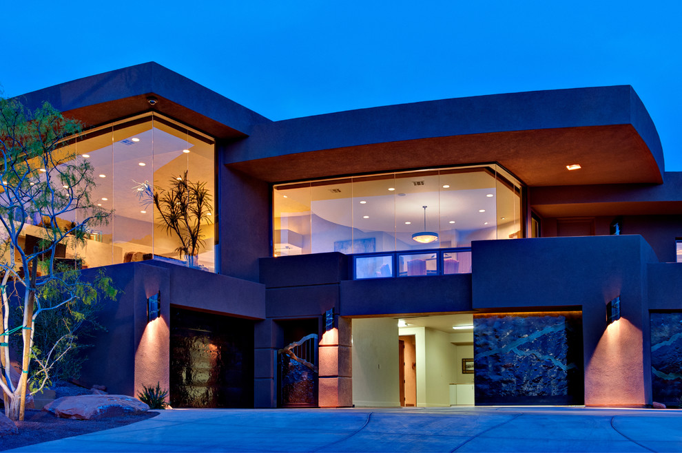ソルトレイクシティにあるコンテンポラリースタイルのおしゃれな家の外観の写真