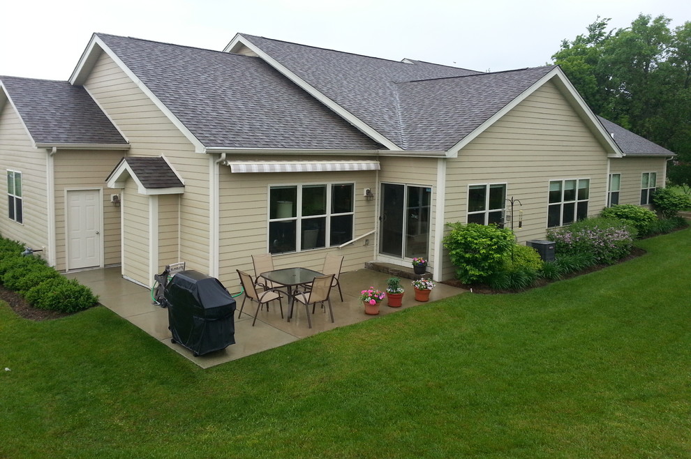 Southern Wisconsin Awning Traditional Exterior Chicago by