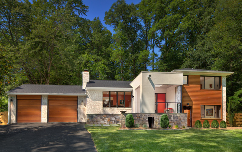 Inspiration for a contemporary exterior home remodel in DC Metro