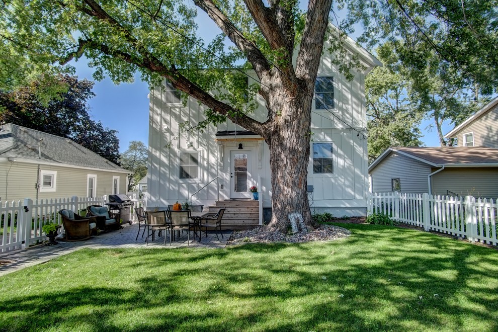 Inspiration for a country exterior home remodel in Minneapolis