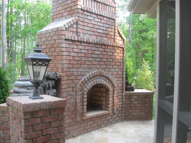 Stand Alone Brick Outdoor Fireplace, Outdoor Brick Fireplace With Chimney
