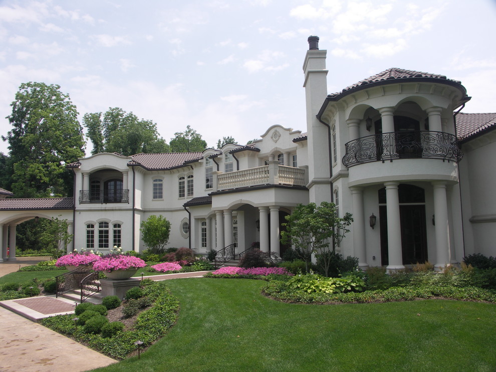 Tuscan stucco exterior home photo in Indianapolis