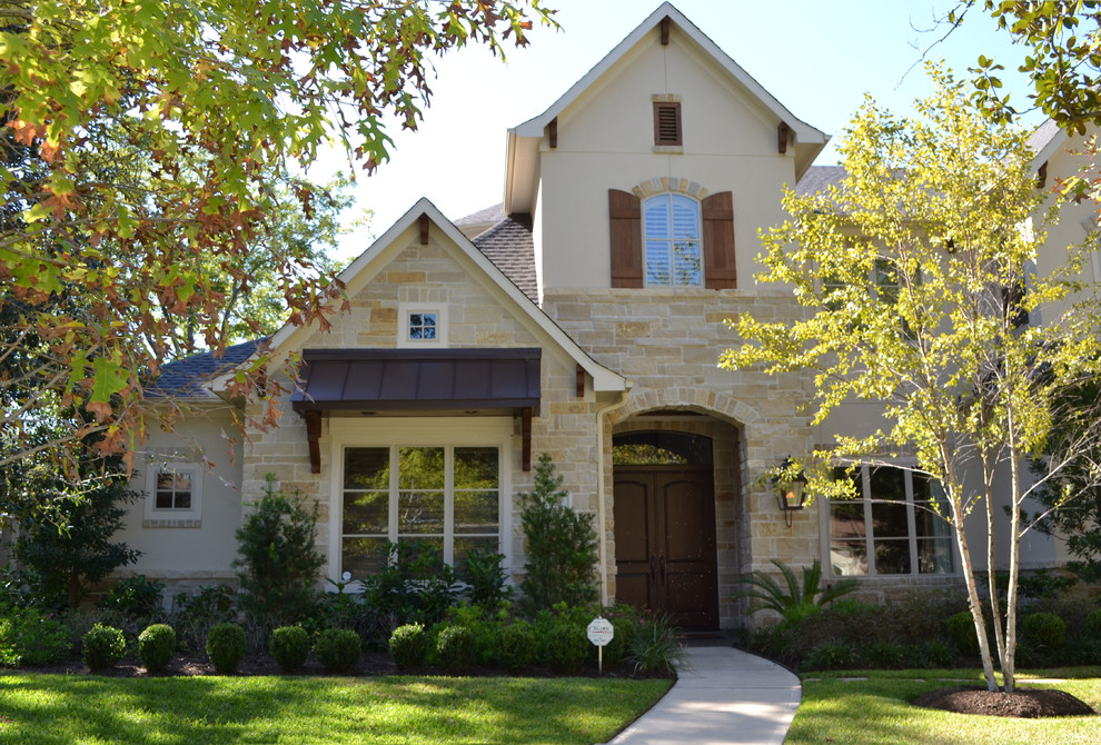 Inspiration for a traditional house exterior in Houston.